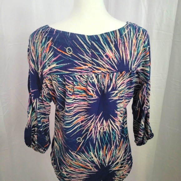 🦜🦜3/$25. Forever 21 BLOUSE XS - Picture 2 of 8